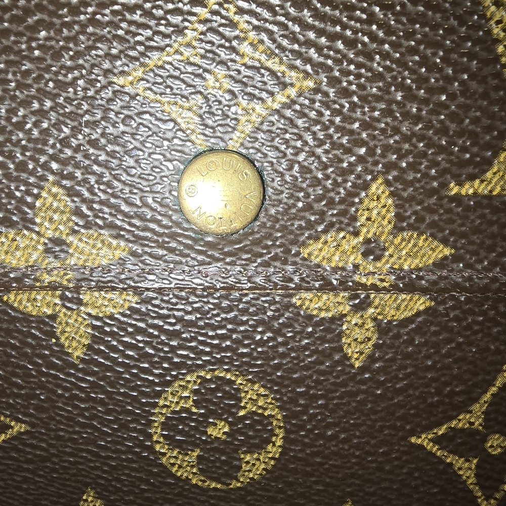 LOUIS VUITTON LV Portefeuille Papier Monogram Tri-Fold Wallet - Picture 2 of 11